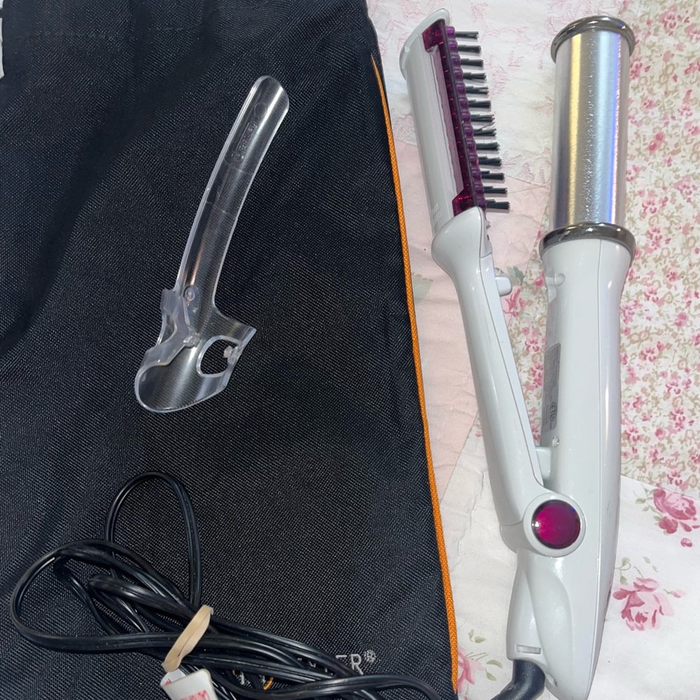 Instyler Wet to Dry Rotating Hot Iron Brush